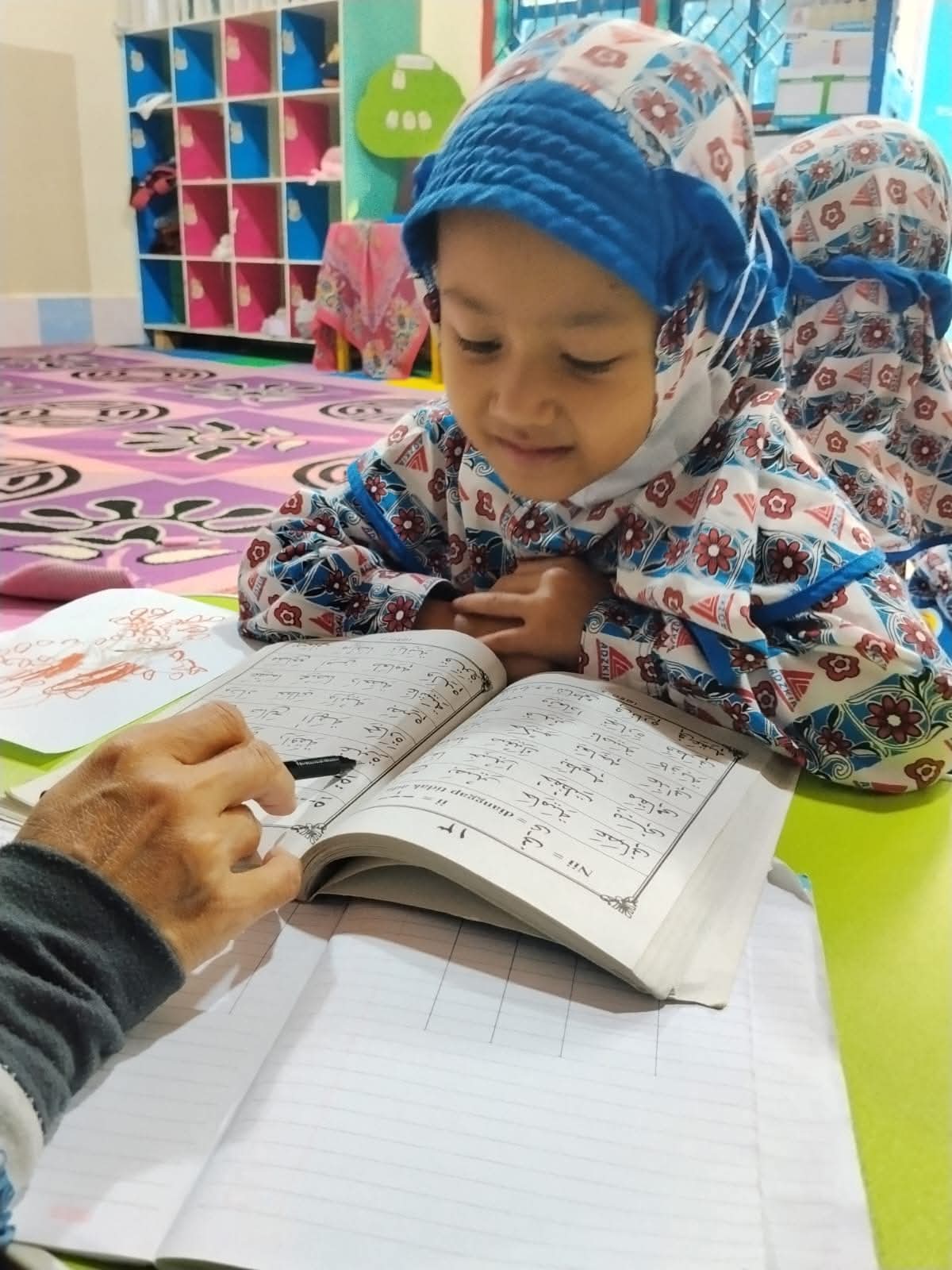 Senyum Bahagia Belajar Al-Qur'an Sejak Dini! ✨📖